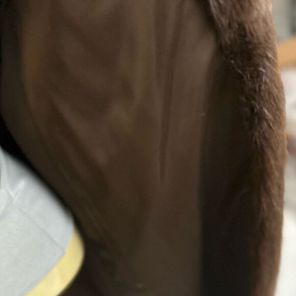xtra long fur coat size medium was 3995 now only 995 - Picture 3 of 4